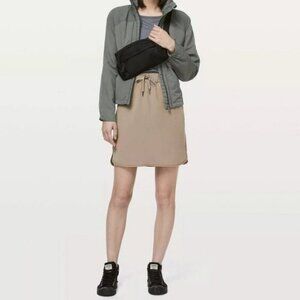 Lululemon On the Fly Woven Drawcord Skirt In Frontier Tan Size 4